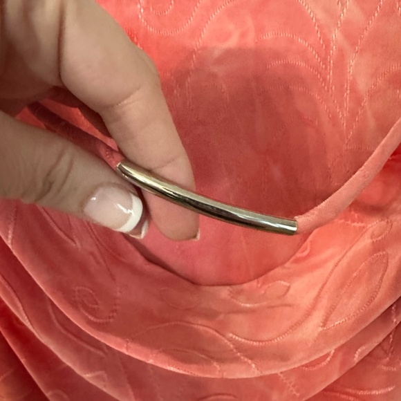 Cato Woman Salmon Pink Detailed 3/4 Sleeve Rounded Neck Blouse Sz 22/24W GUC - Picture 5 of 8